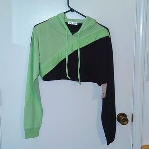 Society 212 green/black cropped sweatshirt with hood